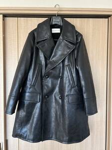 GU フェイクレザー ハーフコート ボア付インナー（メンズライクサイズ）GU and beatiful people black half coat fake leather boa 