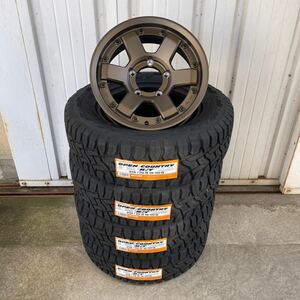 TOYOオープンカントリーRT ◆215/70R16◆MID NITRO POWER M6 CARBINE 16×6J-5 139.7/5H スズキ　ジムニー　シエラ　JB64 ダークブロンズ