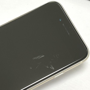 iPhone SE3 (第3世代) スターライト 64GB au SIMロック解除済み 白ロム MMYD3J/A バッテリー99％ スマホ本体 送料無料 H02の画像2