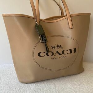 COACH コーチ トートバッグ　 大容量　メトロ　デカロゴ　a4収納可能