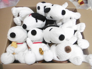 スヌーピー SNOOPY ピーナッツ PINUSTS イヌ 色違い 外国 アニメ 子供向け 人気 クッション 一円スタート ぬいぐるみ 大量 まとめ 色々