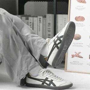 日本未発売 Onitsuka Tiger Tokuten Cream オニツカタイガー トクテン スニーカー 26.5m