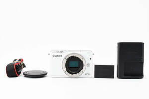 ★良品★ キャノン CANON EOS M10 ホワイト ★バッテリー・充電器・ストラップ付き！　　　0301#011 #5729 