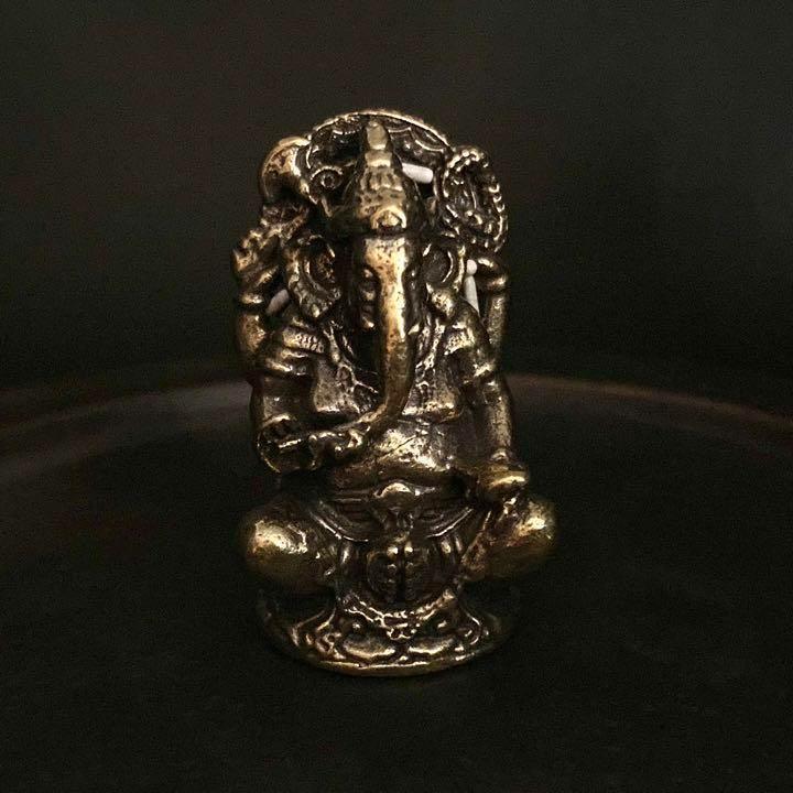 146 Estatuilla de latón Ganesha Dios Vintage Buena Suerte Dinero Suerte Dios indio Vintage Retro Estatuilla de latón Objeto Antiguo Hecho a Mano, Artesanía, artesanías en metal, Latón