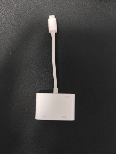 Lightning to Usb 変換アダプター　カメラアダプタ Apple