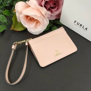 【682】FURLA　フルラ　カメリアジップカードケース　キーリング付き　キャンディローズ　箱付き