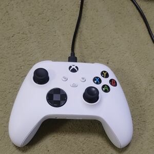 Xbox ワイヤレスコントローラー