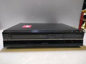 E234(即発送）TOSHIBA 東芝 VTR一体型 HDD/DVD/ビデオレコーダー D-W255K ジャンク 通電OK(B-CAS付き)