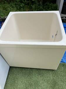 中古浴槽　バスタブ　風呂桶　農業用　雨水貯水　DIY 56番