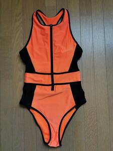 【USED】FOREVER21 レーサーバックスイムワンピース 水着　サイズ/S(JP-M)　カラー/ORANGE/BLACK