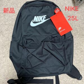 新品 ￥3850 NIKE ナイキ デイパック 25L リュックサック バックパック ノートパソコン入れ