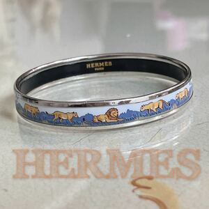 HERMES エマイユ バングル ブレスレット 七宝焼き 高級 ブランド アクセサリー 刻印 ロゴ 虎 エルメス 人気 セレブ おしゃれ かわいい 繁栄