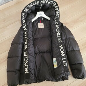 格安 売り切り モンクレール MONCLER ダウンジャケット ブラック ダウン 人気 の画像1