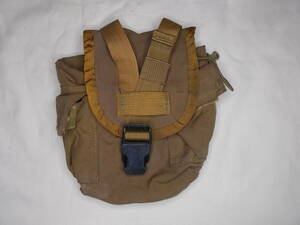  the US armed forces MOLLE can tea n pouch *Cb12