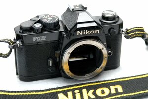 Nikon ニコン人気の高級一眼レフカメラ NEW FM2（黒）ボディ 希少な作動品 （腐食無し）