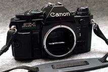 Canon キャノン人気の高級一眼レフカメラAE-1PROGRAM黒ボディ 希少な作動品 （鳴きなし）（腐食なし）_画像2