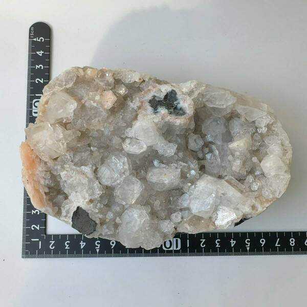 【E24139】アポフィライト 魚眼石 インド Apophyllite 天然石 鉱物 原石 パワーストーン 沸石 ゼオライト