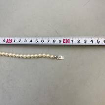【B-9】宝石鑑別書付き パール 真珠 ネックレス 約6.5‐7.0mm 総重量26.8g シルバー SILVER 刻印_画像4