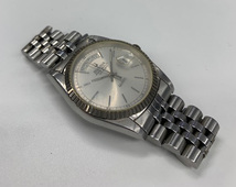 BULOVA ブローバ/SUPER SEVILLE スーパーセビル/DAY DATE デイデイト/1970年代/シルバーダイヤル/アンティーク/オリジナルベルト 電池切れ_画像6