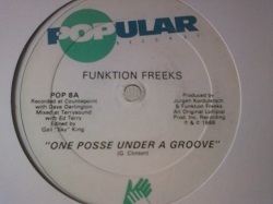 ディスコ Funktion Freeks / One Posse Under A Groove 12インチです。