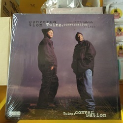 HipHop Twinz / Conversation LPです。