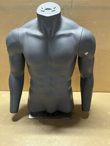 K-54* not for sale * Under Armor torso / mannequin secondhand goods 