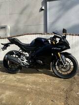 YAMAHA YZF-R15 逆車　美品　ヤマハ スーパースポーツ　R15 R125 2022年製　カスタム済　ローダウン　グリップヒーター　快適仕様　低走行_画像1