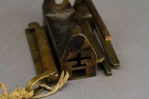 【古】1131 古銅鍵　古民具 時代物 蔵鍵 鍵付 時代品　　唐物　中国美術　双重鍵_画像3