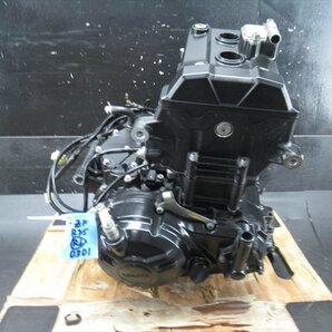 【同梱不可】 I1R6-0301 ヤマハ YZF-R25 実動 エンジン ASSY 機関良好 【RG10J-022～ 2017年式 動画有】の画像1