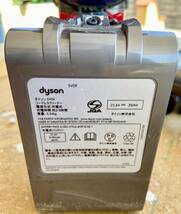 ダイソン dyson コードレスクリーナー SV09 バッテリー寿命 発送：ゆうパック120（埼玉）・直接引取無料_画像5
