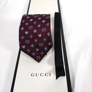 GUCCI グッチ ネクタイ ハート 星 蜂 クローバー ボルドー系 剣先大7㎝ シルク おしゃれ 服飾小物 ブランド KC2901