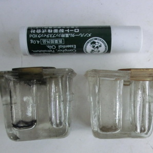 戦前 文房具 インク壺２個セット 蓋付 蓋スライド式 ゆらゆらガラス 気泡ガラス 昭和レトロ 筆記用具の画像2