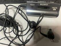 1円～　SONY カナル型ノイズキャンセリングイヤホン MDR-NC300D　(中古品)_画像1