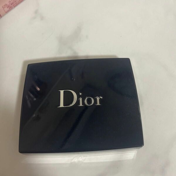 ディオール　サンククルール　 アイシャドウ Dior 539 グランバル
