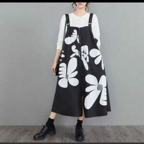 【新品】ゆったり体型カバー　ワンピースオーバーオールスカート　黒