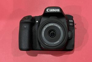 CanonのEOS80Dカメラ