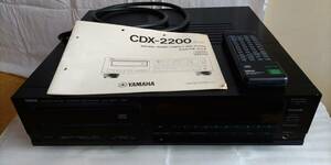 CDプレーヤー　ヤマハ　CDX-2200 (ジャンク）