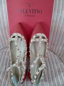 VALENTINO ロックスタッズ 　アンクルフラット シューズ 38.5 レッド＆ピンク　 ヴァレンティノ 靴　ポインテッドトゥ