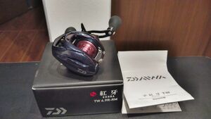 ダイワ　紅牙4.9TW R-RM ベイトリール DAIWA 右