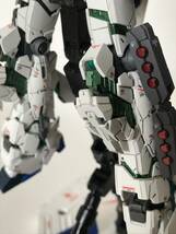 RG　フルアーマー・ユニコーンガンダム　完成品_画像10