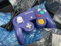 美品 動作品 Nintendo 任天堂 ニンテンドー ゲームキューブ GAMECUBE GC DOL-001 バイオレット AVケーブル 付きセット 送料無料 (64)_画像5