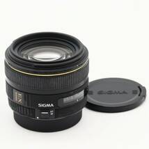 #b1067【実用品】 SIGMA シグマ 30mm F1.4EX DC HSM (キヤノンEF用)_画像1