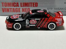 トミーテック トミカ リミテッド ヴィンテージ NEO 1/64 日産GT-R 32 グループA STP TAISAN 1993 JTC Rd.2 WINNER_画像4