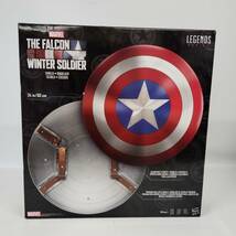 【未開封】 ハズブロ マーベル キャプテンアメリカ シールド 1/1 スケール レジェンド / Hasbro MARVEL CAPTAIN AMERICA SHIELD ディズニー_画像4