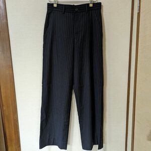 ユニクロ JW ANDERSON ストライプ ワイド パンツ 濃紺 ネイビー