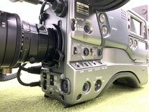 JVC Victor ビクター DVカメラレコーダー ビデオカメラ スタジオ対応 フルオートシューティング GY-DV550 ジャンク 1円～　02223N_画像4