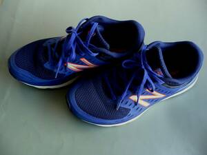 New Balance New balance 490V5 running shoes sneakers 25.5