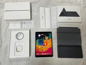 美品　iPad Air3 64gb WiFiモデル　スマートキーボード付き