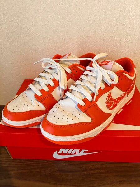 NIKE DUNK LOW ORANGE Paisley