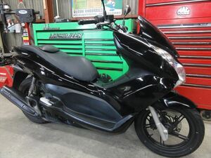 神奈川県　相模原市より　☆★　ＰＣＸ１２５ 純正キー２本付き　前タイヤ・オイル・プラグ・駆動ベルト新品　★☆　ＪＲ駅徒歩８分　